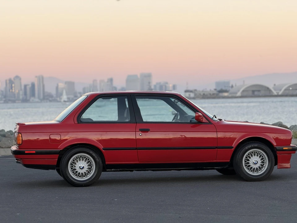 1991 BMW E30 3 Series - Image 24 of 31