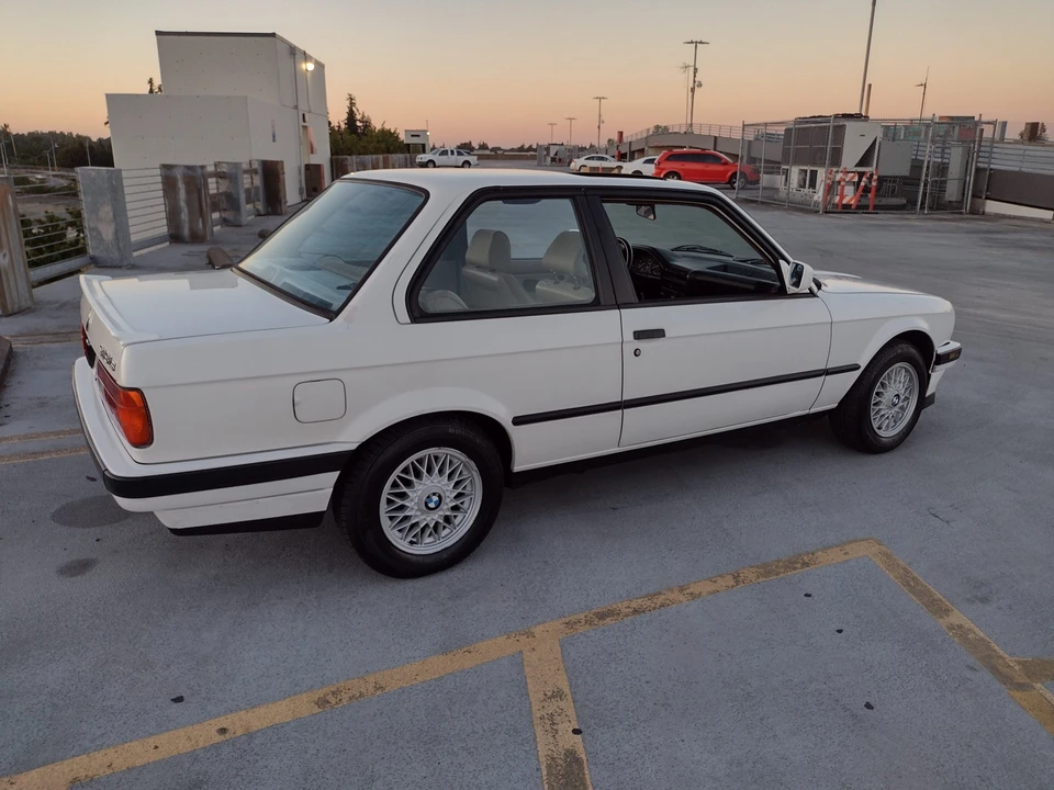 1991 BMW E30 3 Series - Image 19 of 31