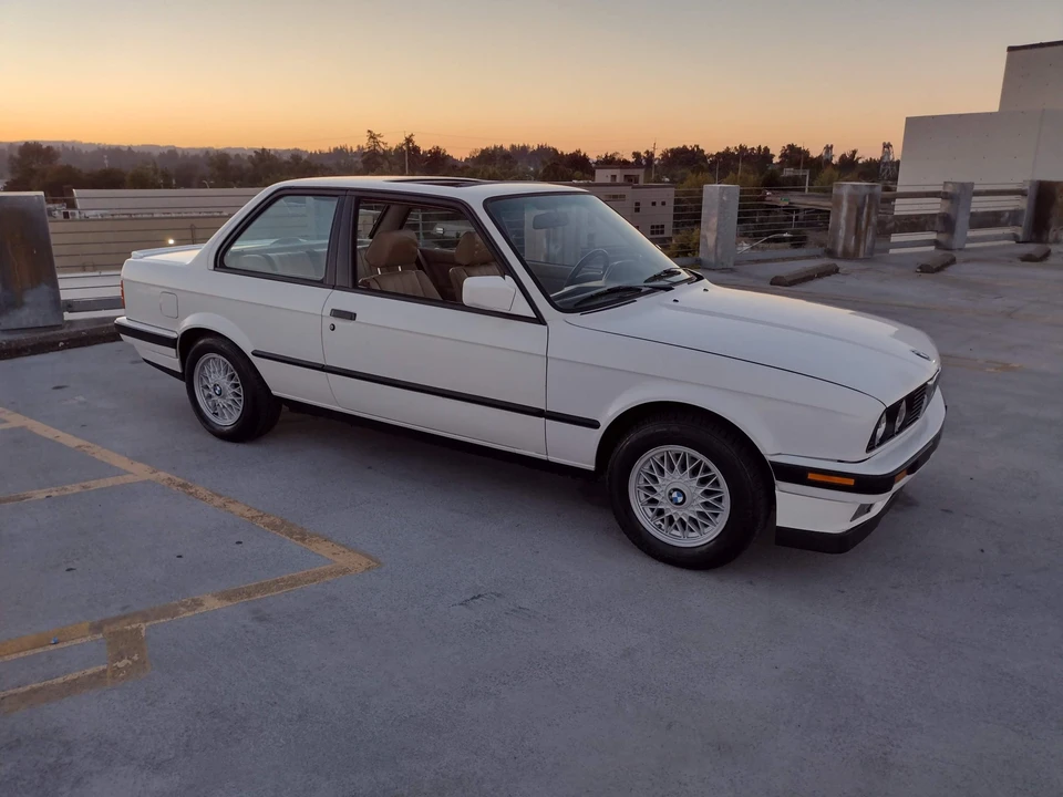 1991 BMW E30 3 Series - Image 15 of 31