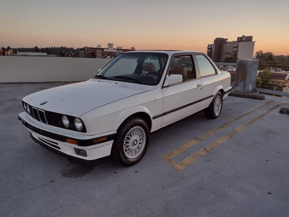 1991 BMW E30 3 Series - Image 2 of 31