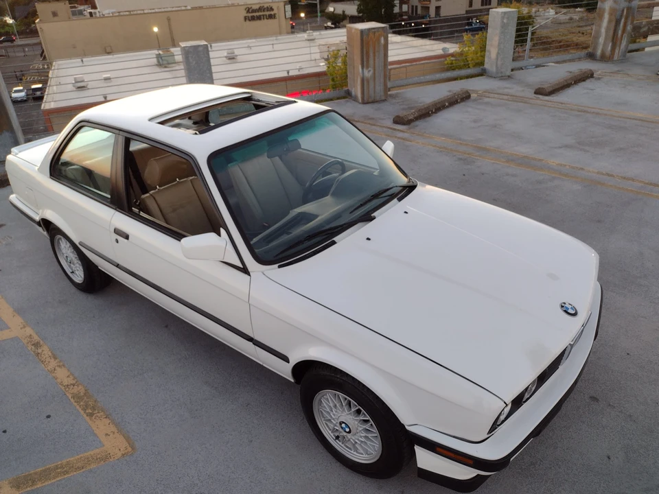 1991 BMW E30 3 Series - Image 13 of 31