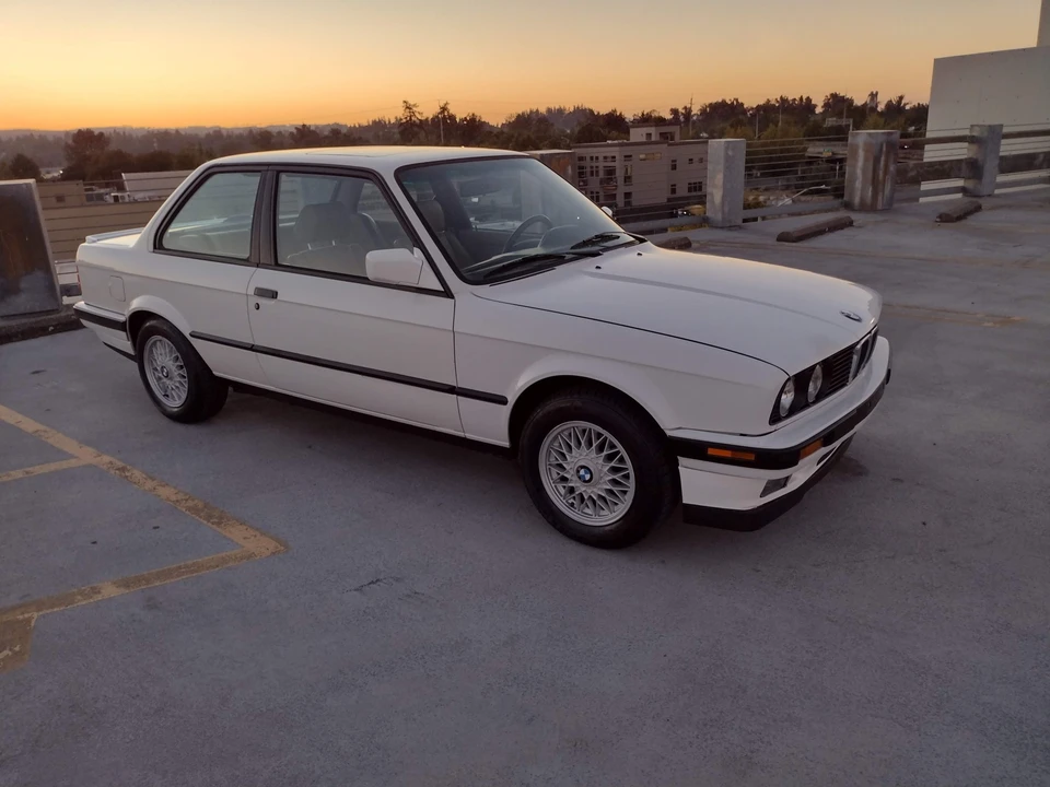 1991 BMW E30 3 Series - Image 16 of 31