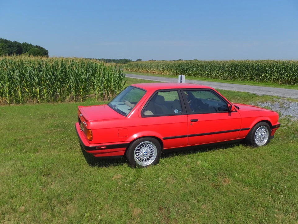 1991 BMW E30 3 Series - Image 12 of 31