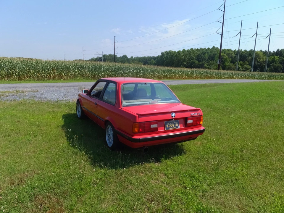 1991 BMW E30 3 Series - Image 8 of 31