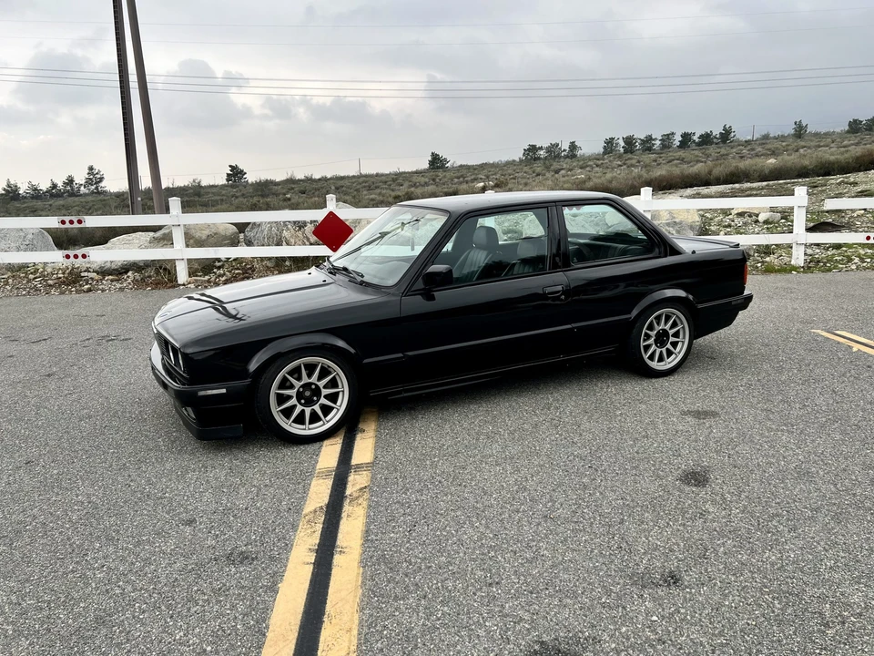 1991 BMW E30 3 Series - Image 2 of 31