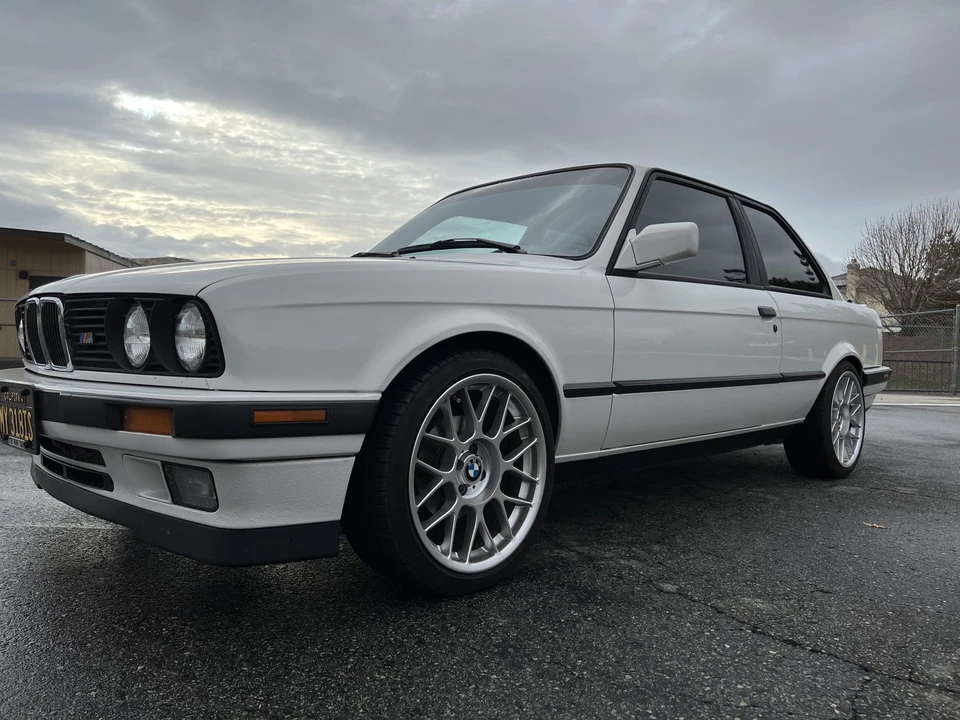 1991 BMW E30 3 Series - Image 4 of 31