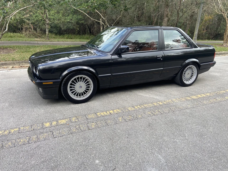 1991 BMW E30 3 Series - Image 5 of 31