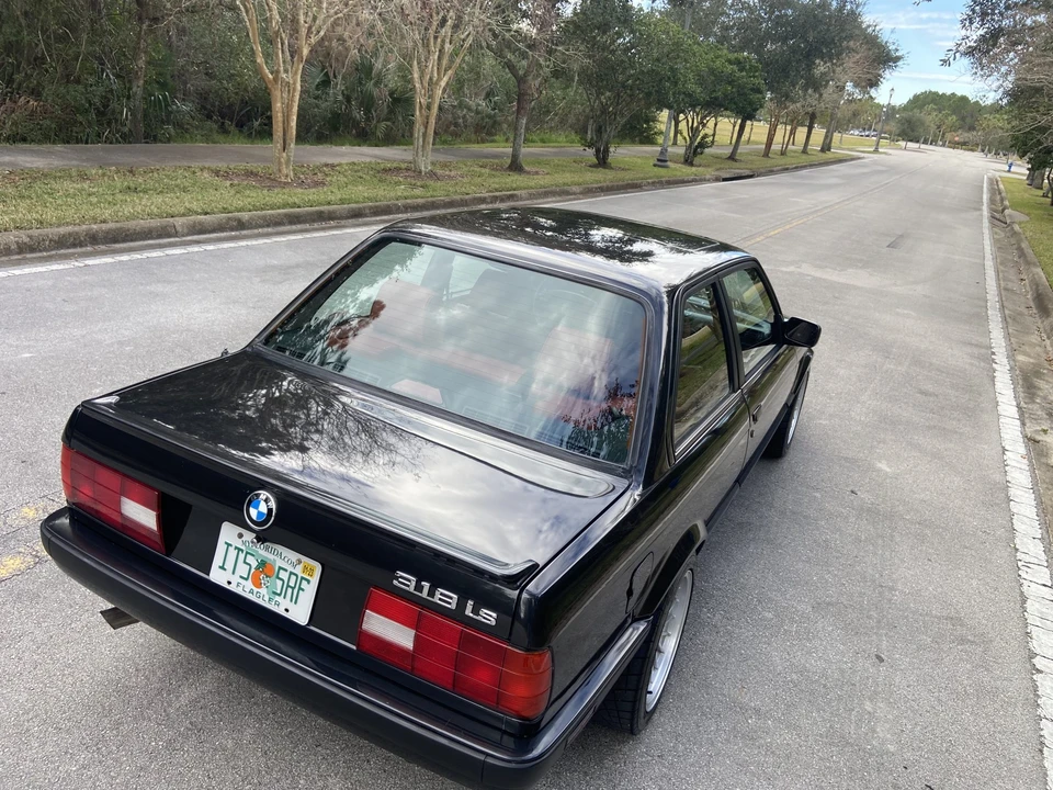 1991 BMW E30 3 Series - Image 11 of 31
