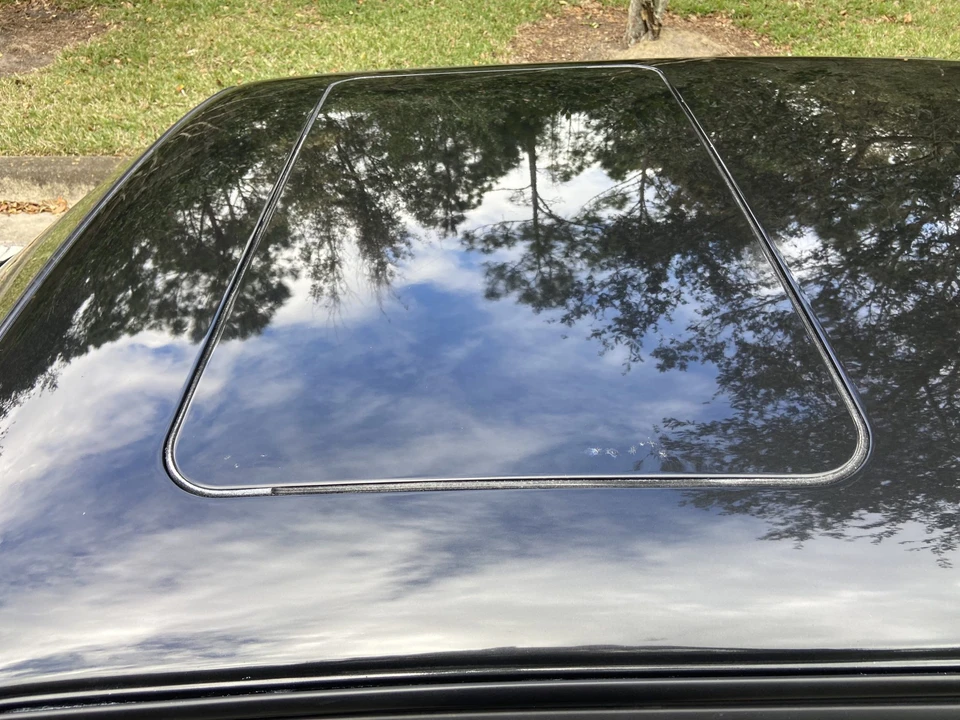 1991 BMW E30 3 Series - Image 18 of 31