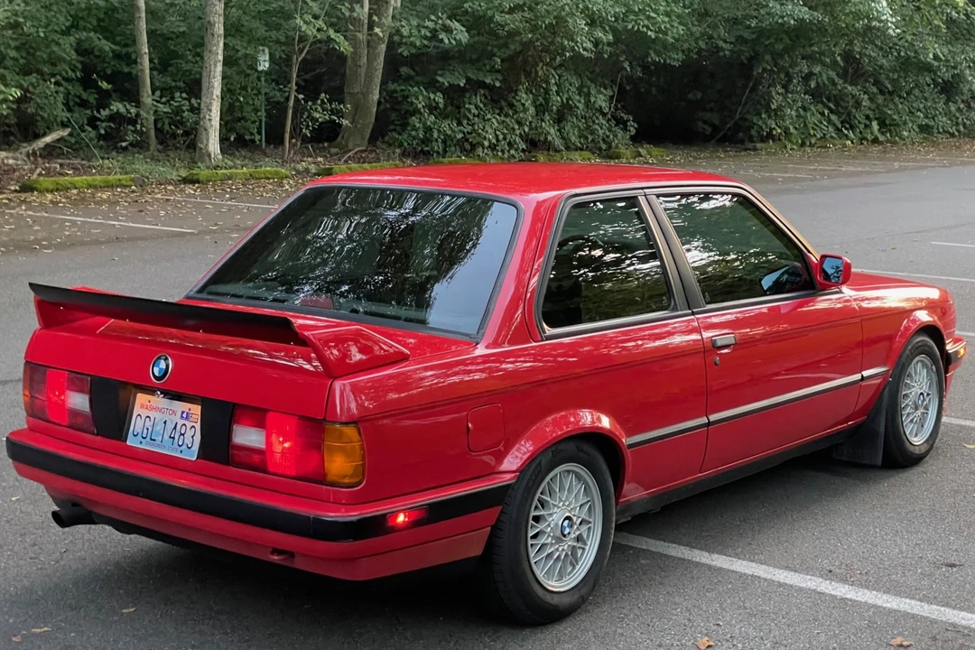 1991 BMW E30 3 Series - Image 9 of 31