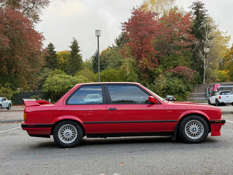 1991 BMW E30 3 Series - Image 8 of 31