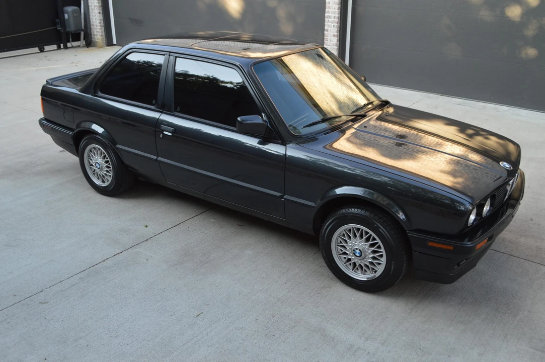 1991 BMW E30 3 Series - Image 7 of 31