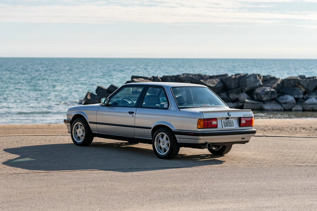 1991 BMW E30 3 Series - Image 8 of 31