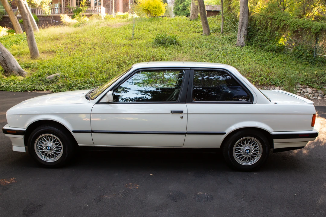 1991 BMW E30 3 Series - Image 12 of 31
