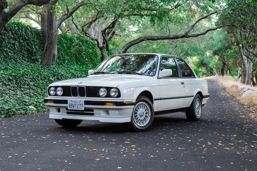 1991 BMW E30 3 Series - Image 3 of 31