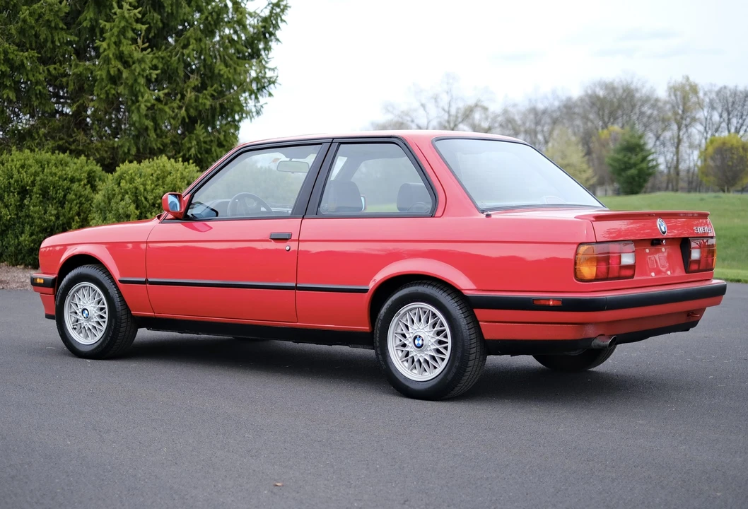 1991 BMW E30 3 Series - Image 16 of 31
