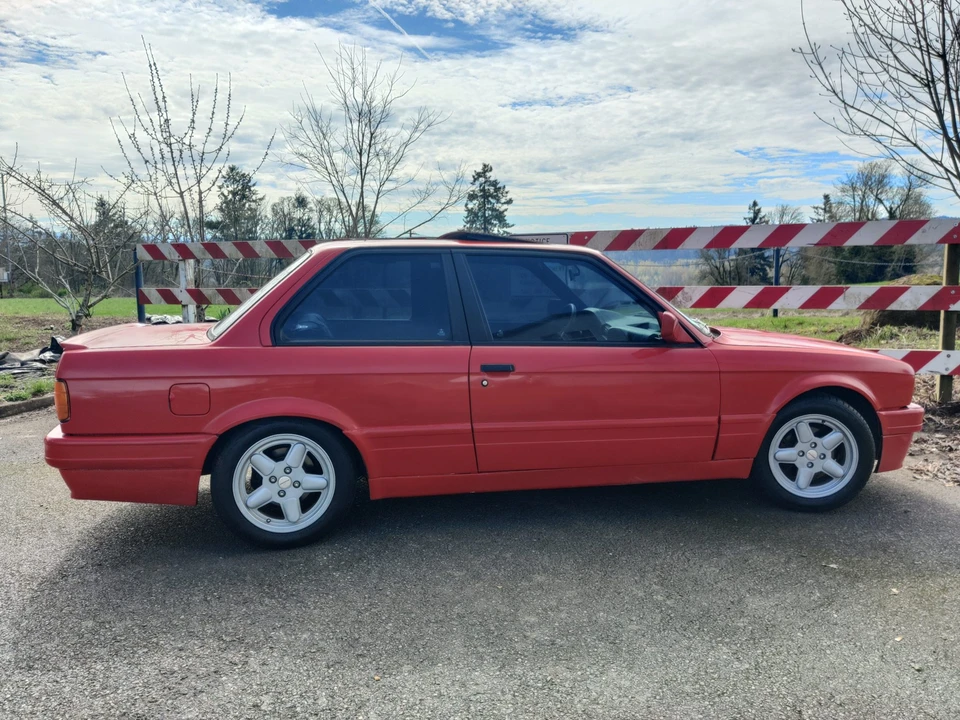 1991 BMW E30 3 Series - Image 15 of 31