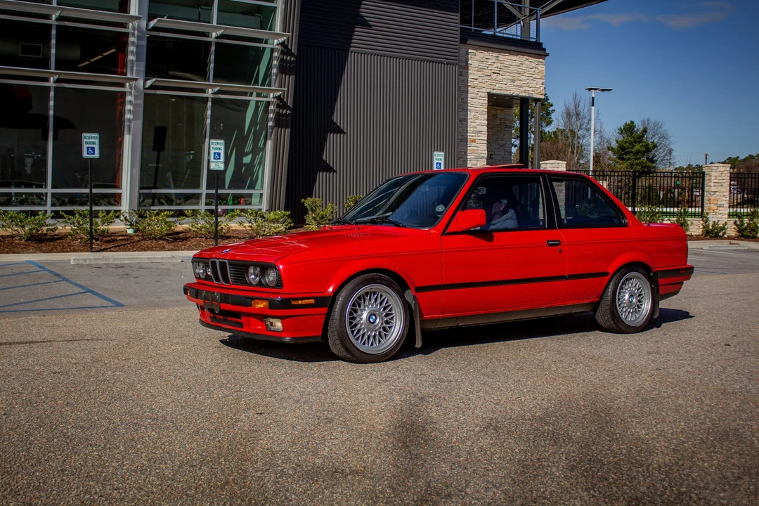1991 BMW E30 3 Series - Image 2 of 31