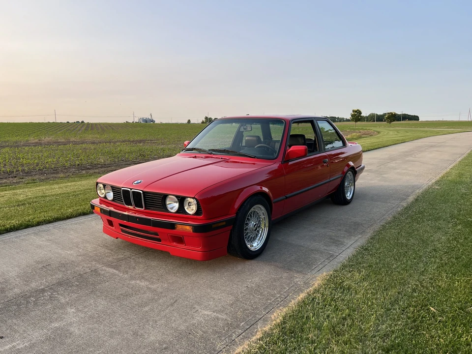 1991 BMW E30 3 Series - Image 2 of 31