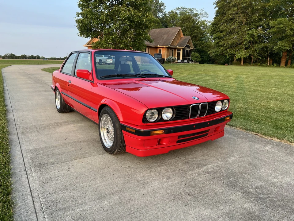 1991 BMW E30 3 Series - Image 14 of 31