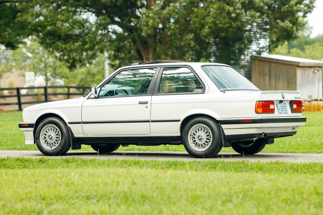 1991 BMW E30 3 Series - Image 7 of 31