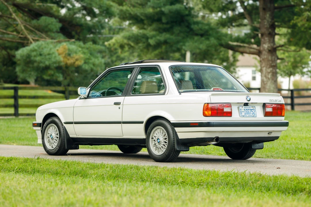 1991 BMW E30 3 Series - Image 8 of 31