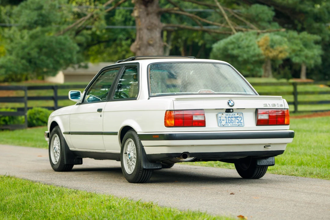 1991 BMW E30 3 Series - Image 9 of 31