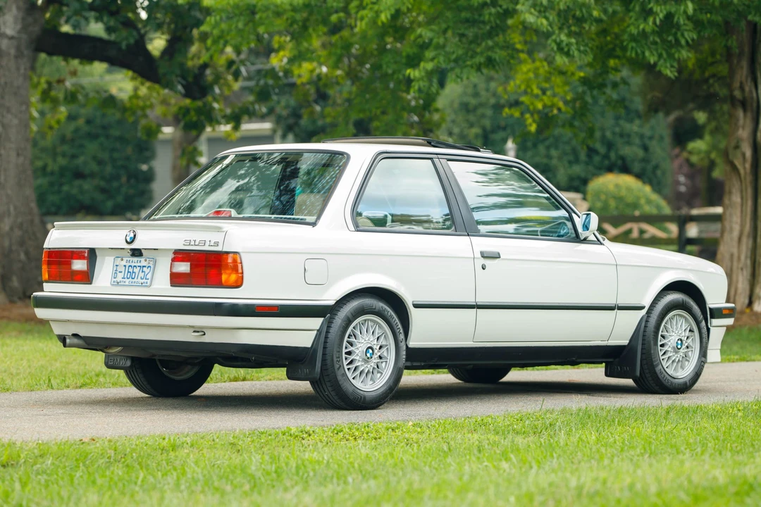 1991 BMW E30 3 Series - Image 12 of 31