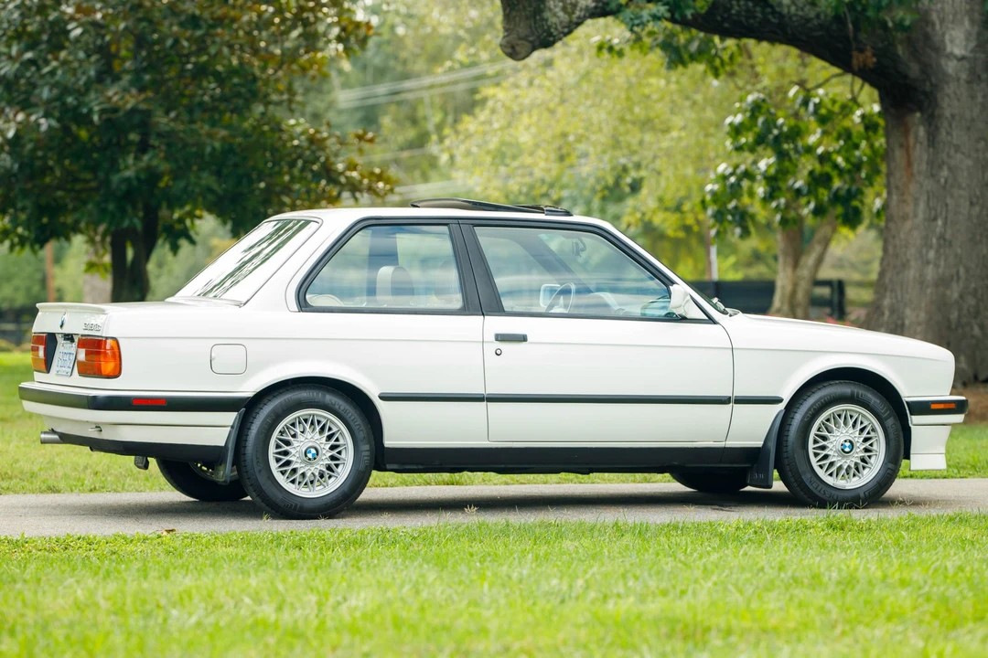 1991 BMW E30 3 Series - Image 13 of 31