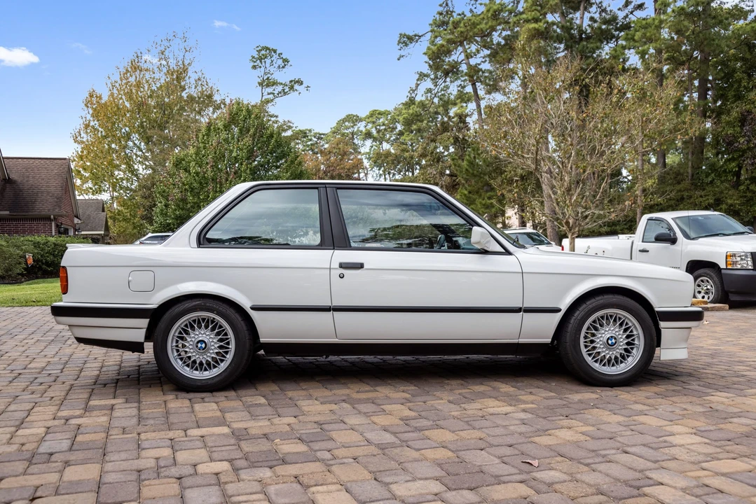 1991 BMW E30 3 Series - Image 11 of 31