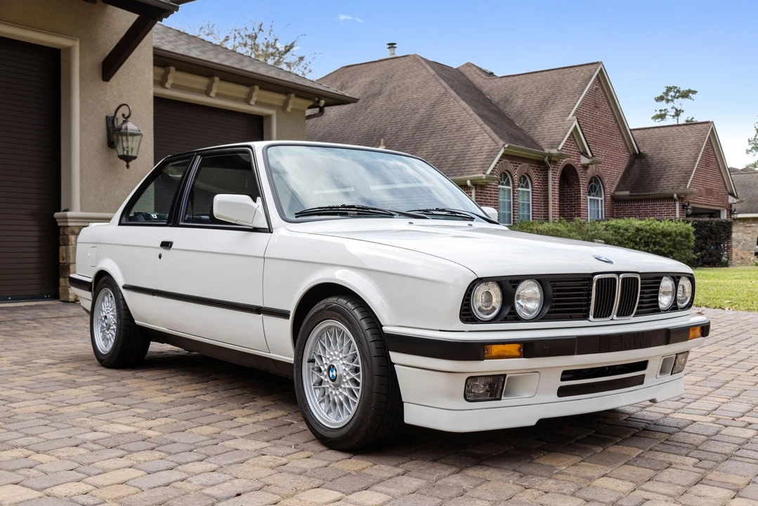 1991 BMW E30 3 Series - Image 7 of 31