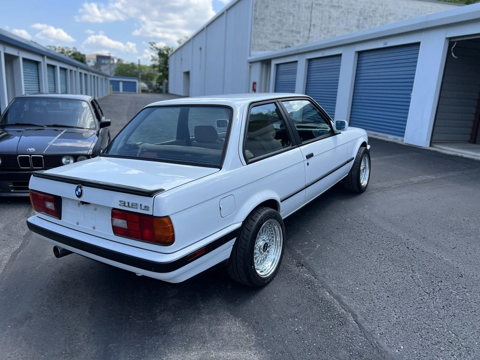 1991 BMW E30 3 Series - Image 18 of 31