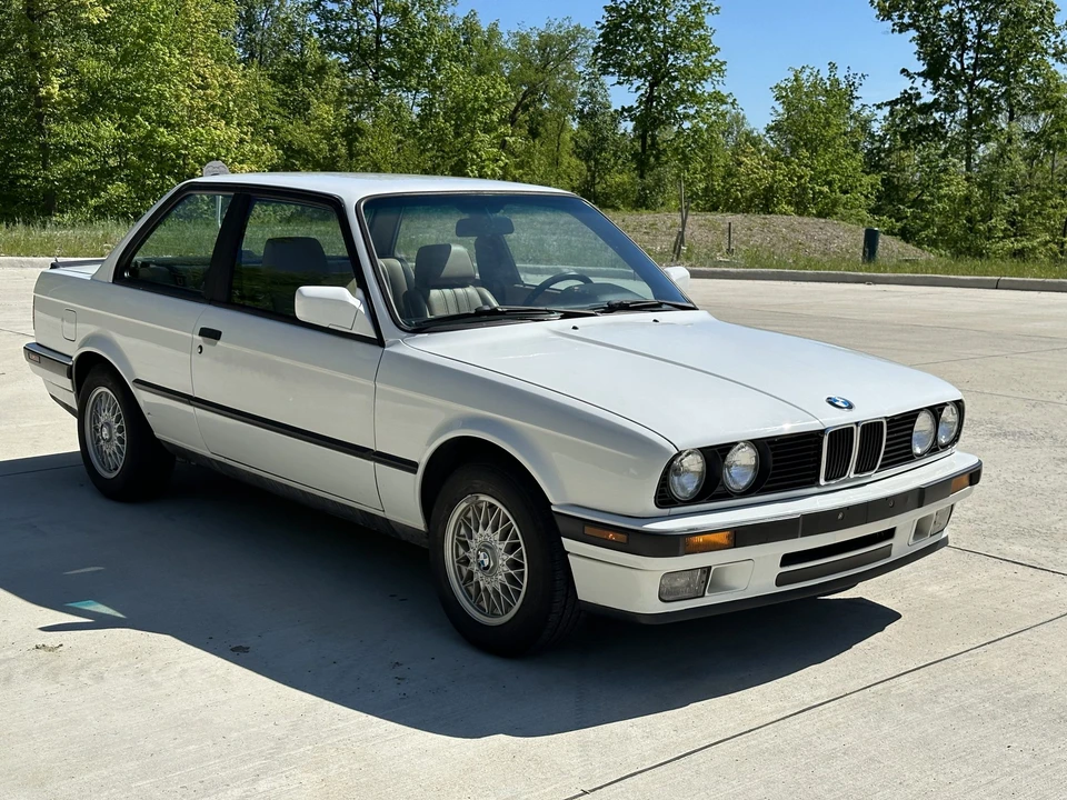 1991 BMW E30 3 Series - Image 12 of 31