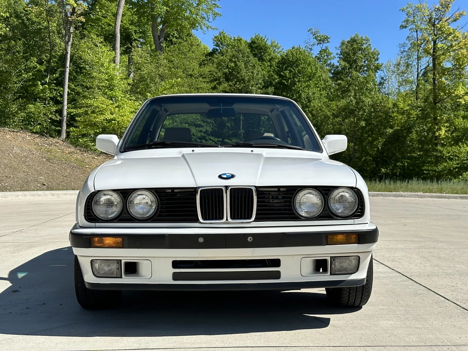 1991 BMW E30 3 Series - Image 3 of 31