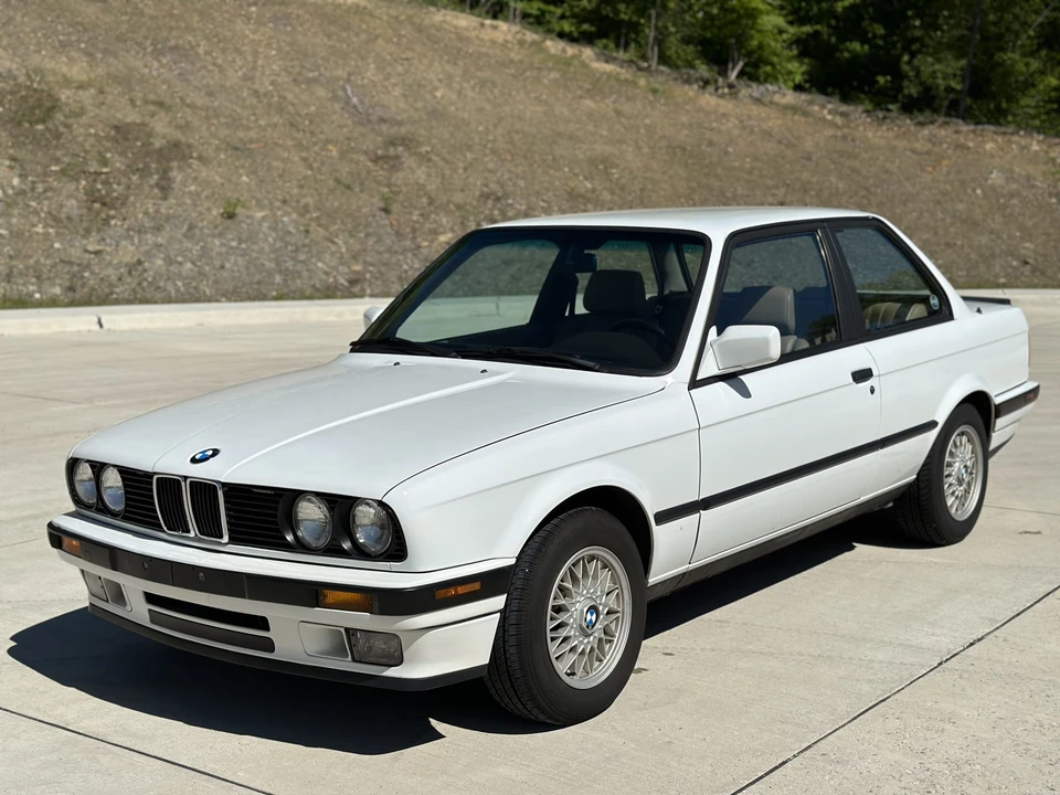 1991 BMW E30 3 Series - Image 5 of 31