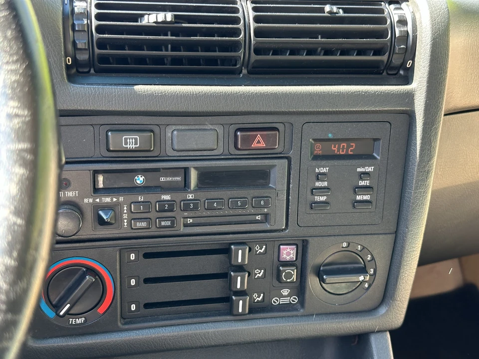 1991 BMW E30 3 Series - Image 29 of 31