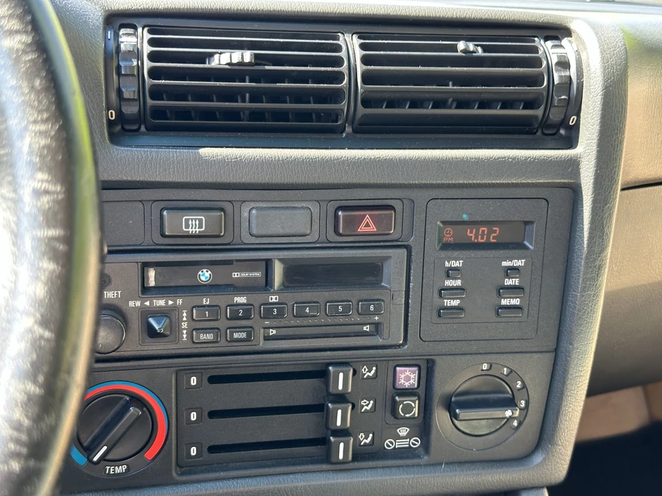 1991 BMW E30 3 Series - Image 28 of 31