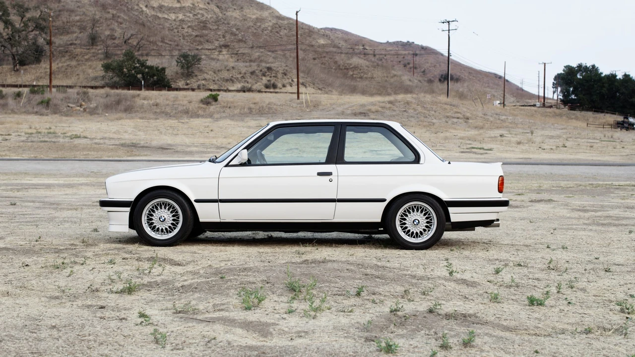 1991 BMW E30 3 Series - Image 4 of 31