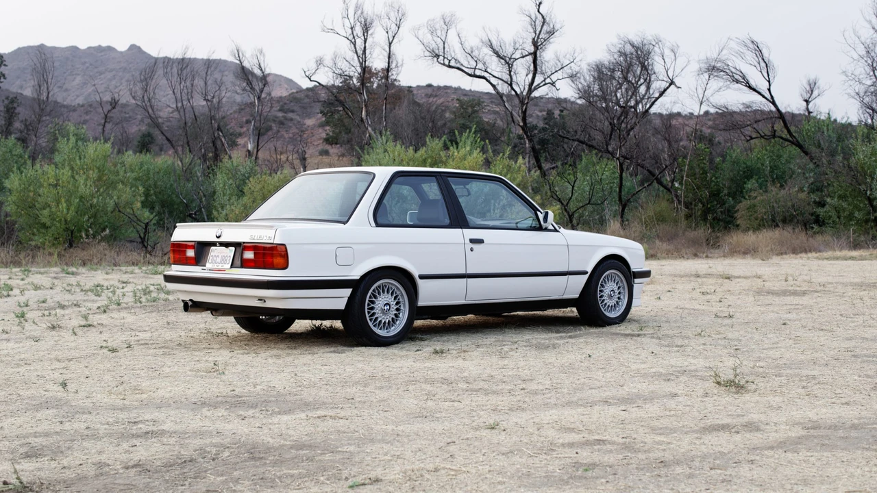 1991 BMW E30 3 Series - Image 8 of 31