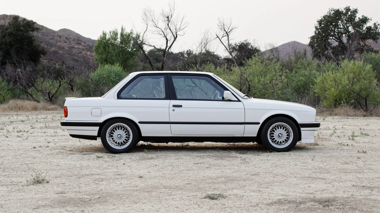 1991 BMW E30 3 Series - Image 9 of 31