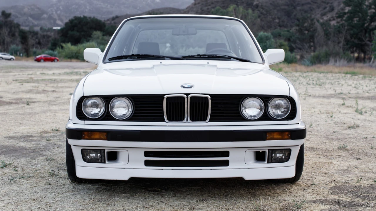 1991 BMW E30 3 Series - Image 18 of 31