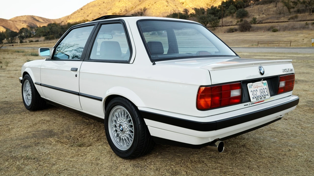 1991 BMW E30 3 Series - Image 15 of 31
