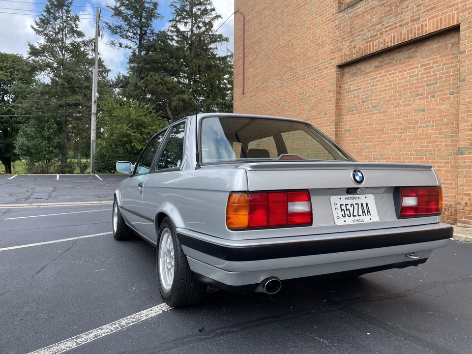 1991 BMW E30 3 Series - Image 16 of 31