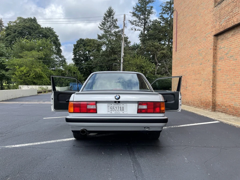 1991 BMW E30 3 Series - Image 15 of 31