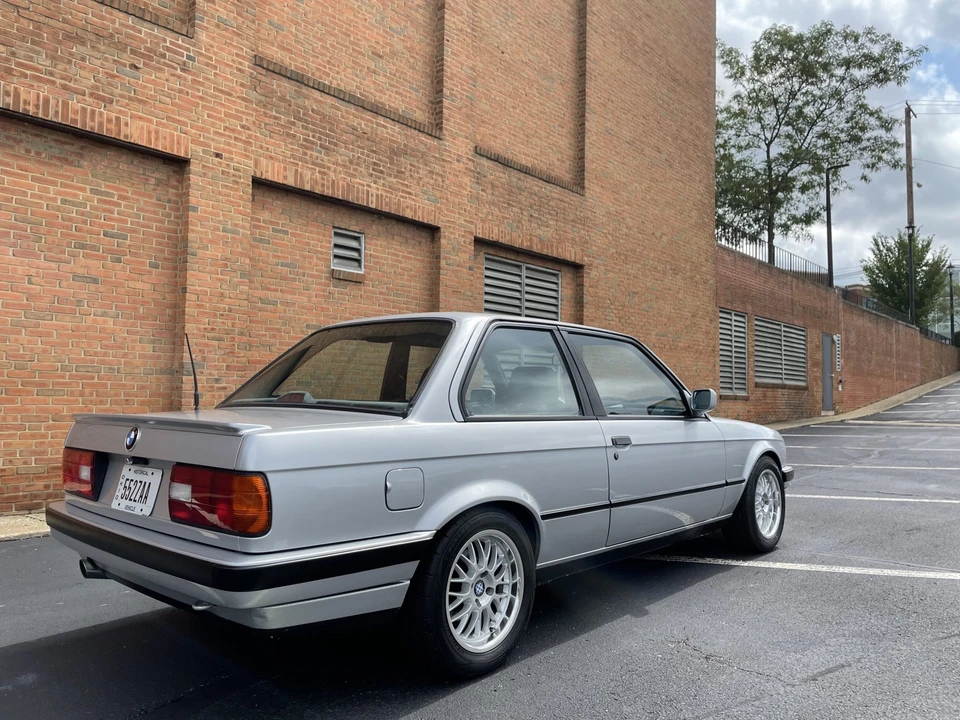 1991 BMW E30 3 Series - Image 13 of 31