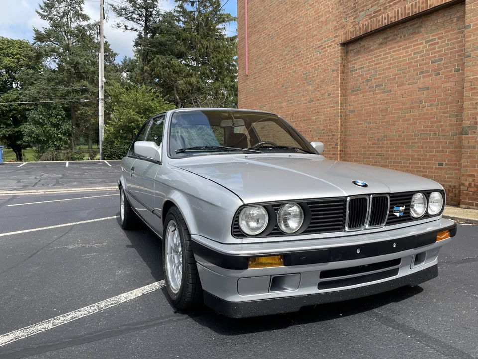 1991 BMW E30 3 Series - Image 11 of 31