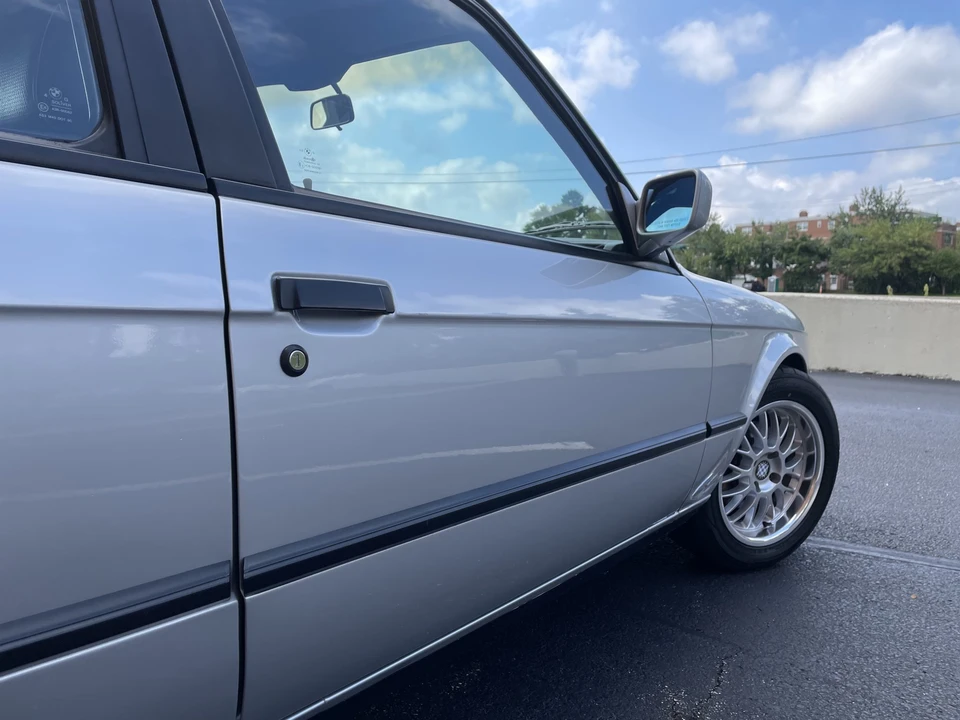 1991 BMW E30 3 Series - Image 25 of 31