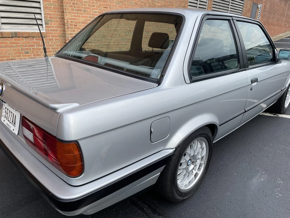 1991 BMW E30 3 Series - Image 23 of 31