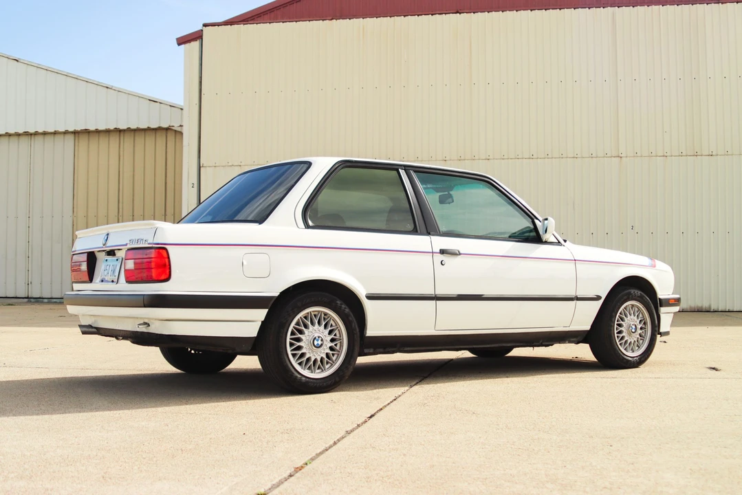 1991 BMW E30 3 Series - Image 18 of 31
