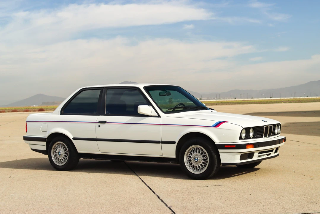 1991 BMW E30 3 Series - Image 14 of 31